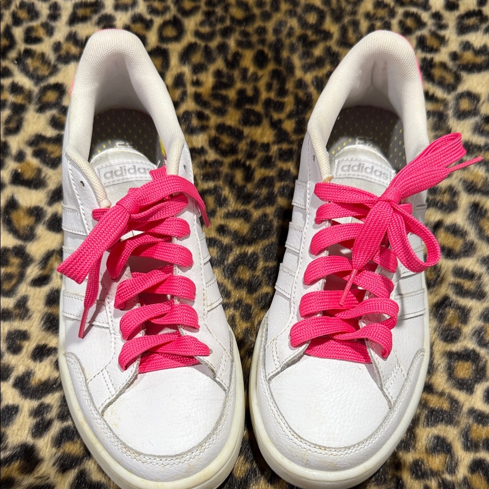 Adidas Women's Sneakers in White and Pink